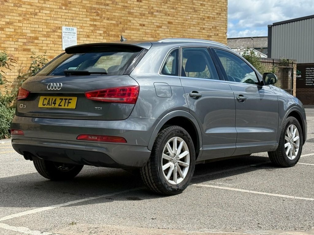 Audi Q3 2L Se CA14ZTF Grey #2