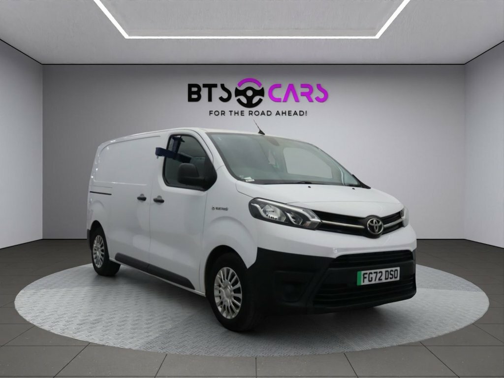Toyota PROACE Mpv White