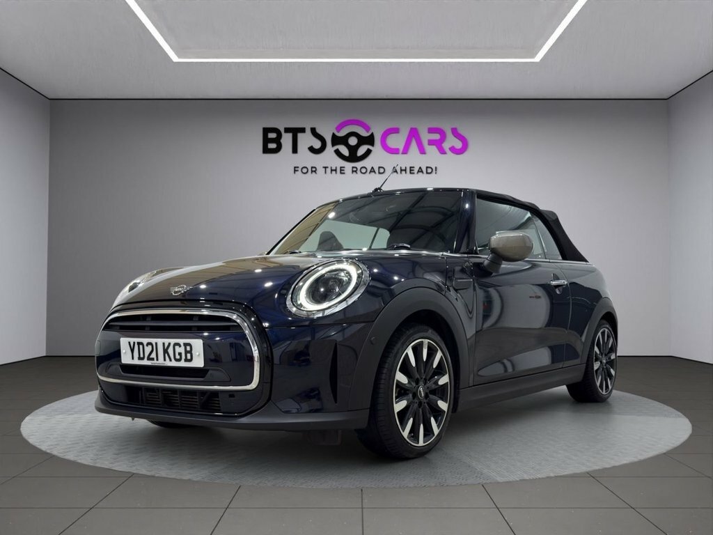 Mini Convertible 1.5L Cooper Exclusive YD21KGB Black