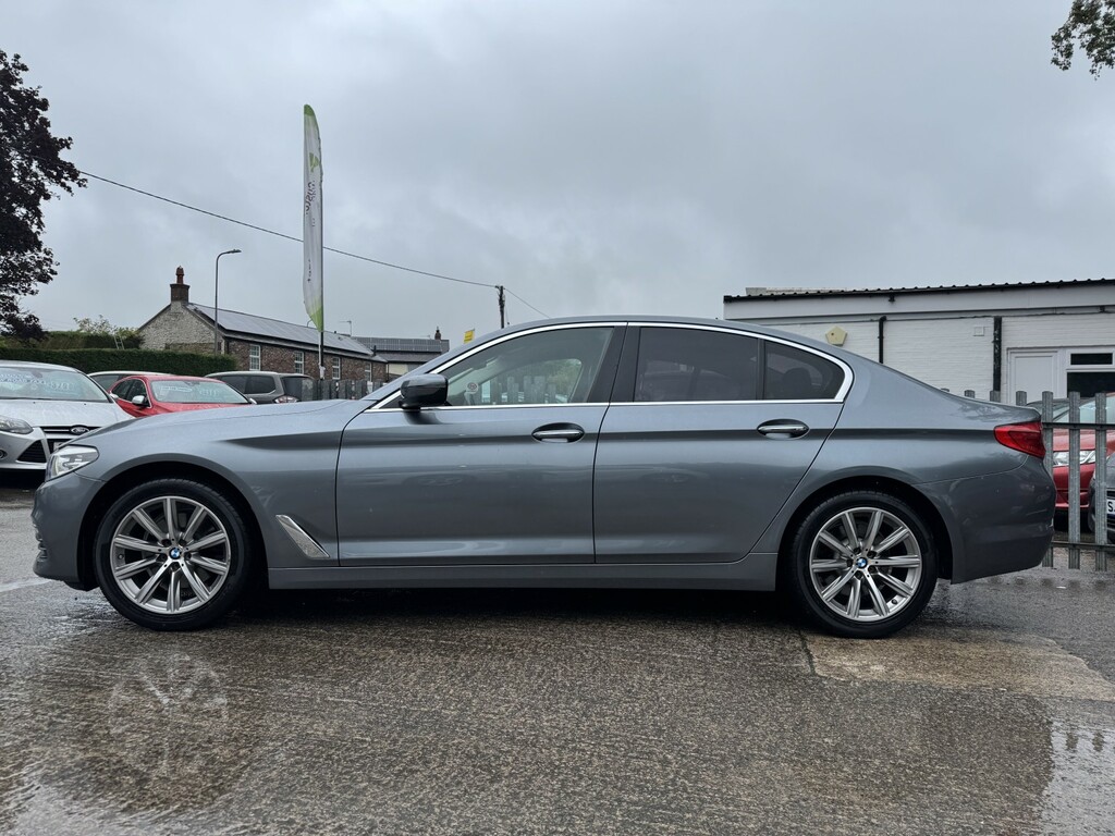 BMW 5 Series Saloon 2.0 520D Se Saloon 201717 BT17GZK Blue #2