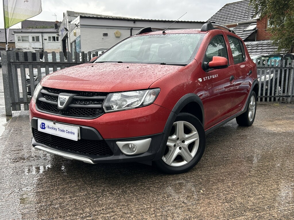Dacia Sandero Stepway 0.9 Tce Ambiance Red
