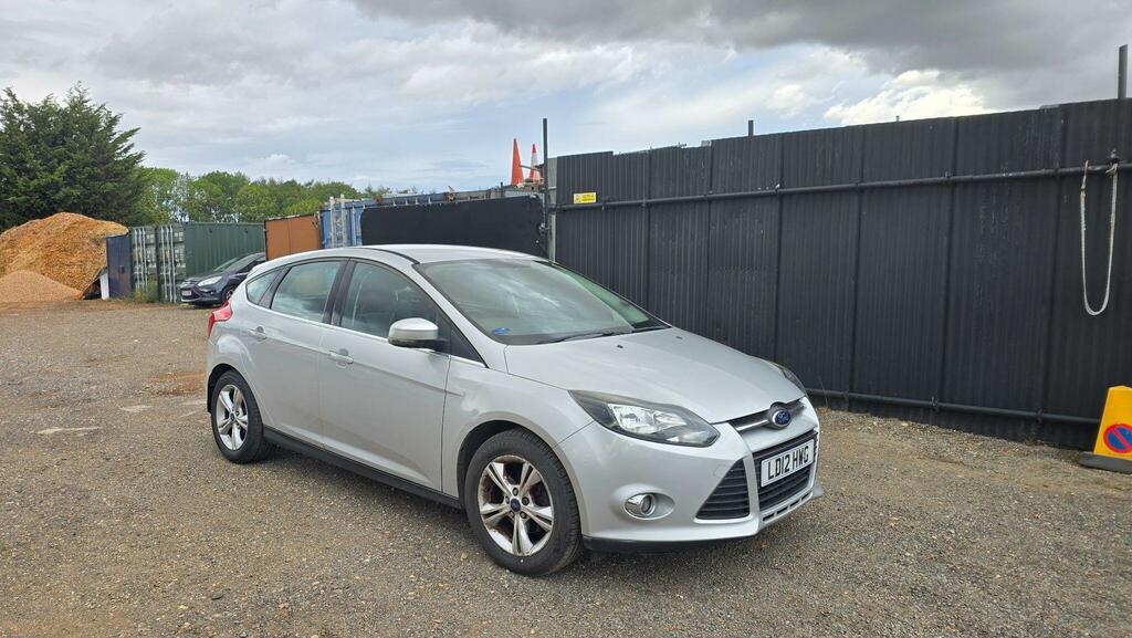 Ford Focus Zetec Silver
