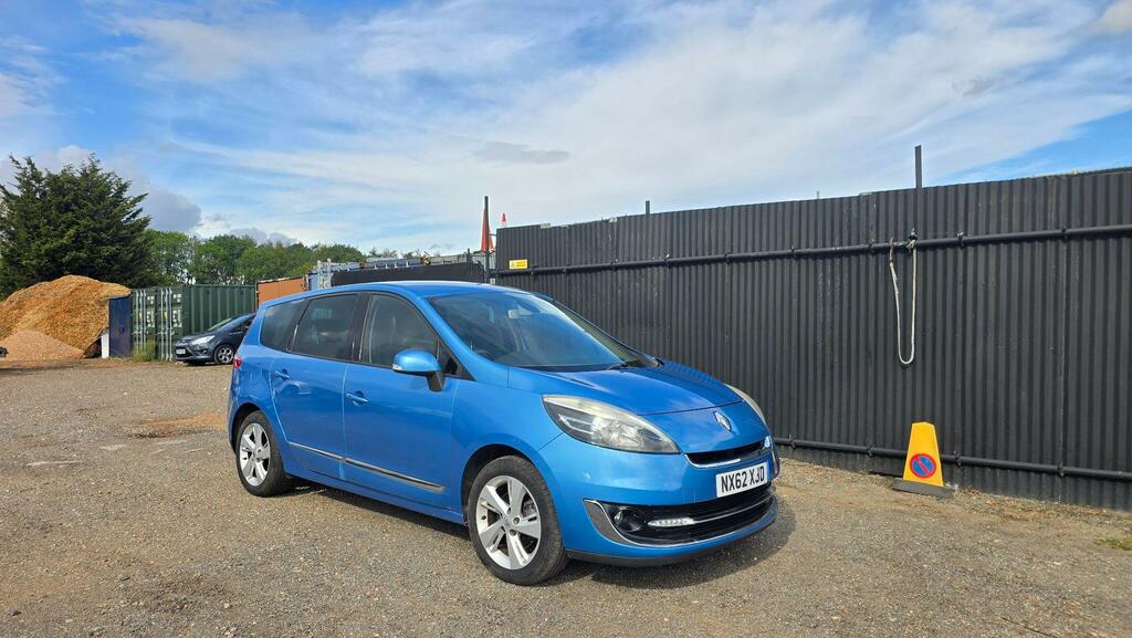 Renault Grand Scenic Dynamique Tomtom Silver #1
