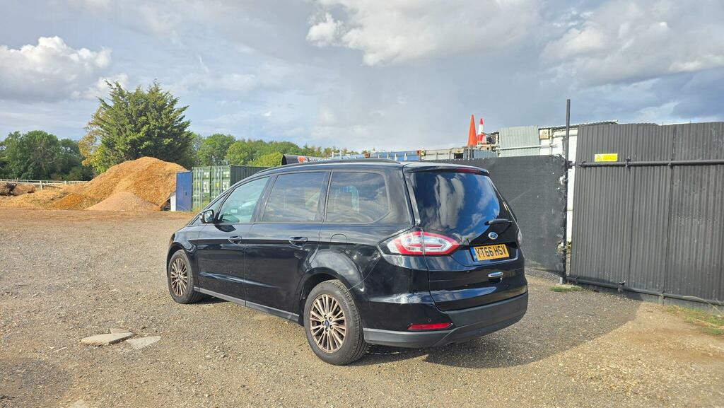 Ford Galaxy Zetec Black #4