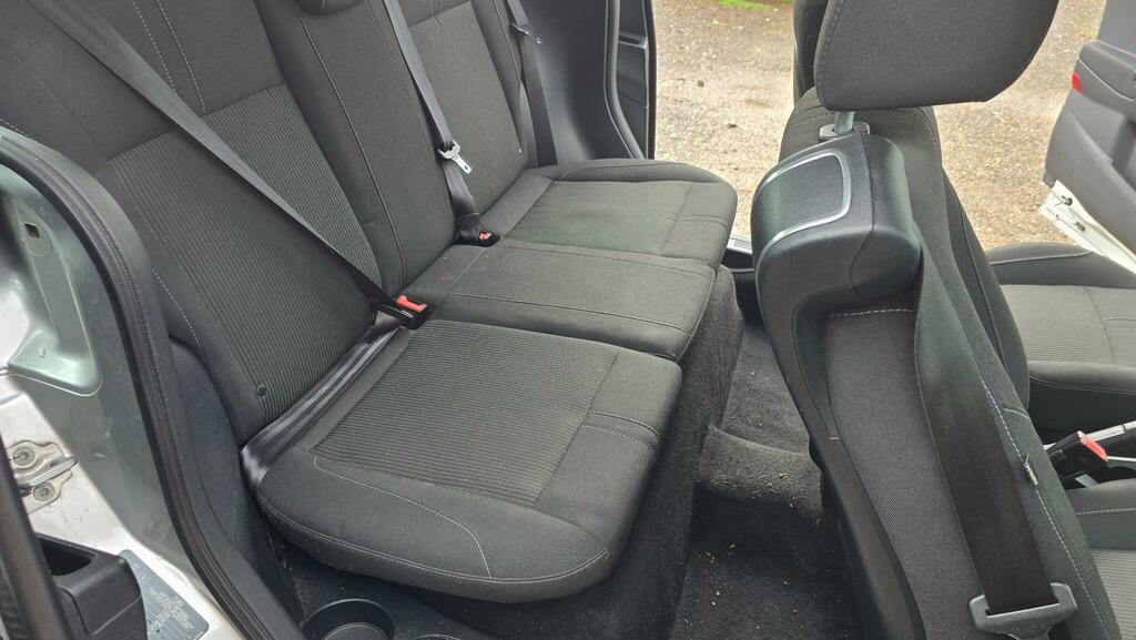 Ford B-Max 1.6 Titanium Powershift Silver #17