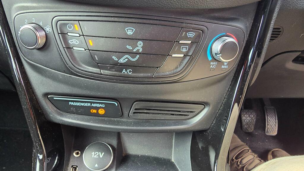 Ford B-Max 1.6 Titanium Powershift Silver #18