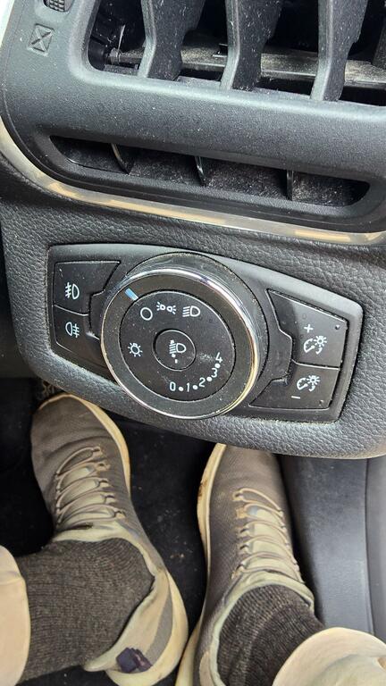 Ford B-Max 1.6 Titanium Powershift Silver #21