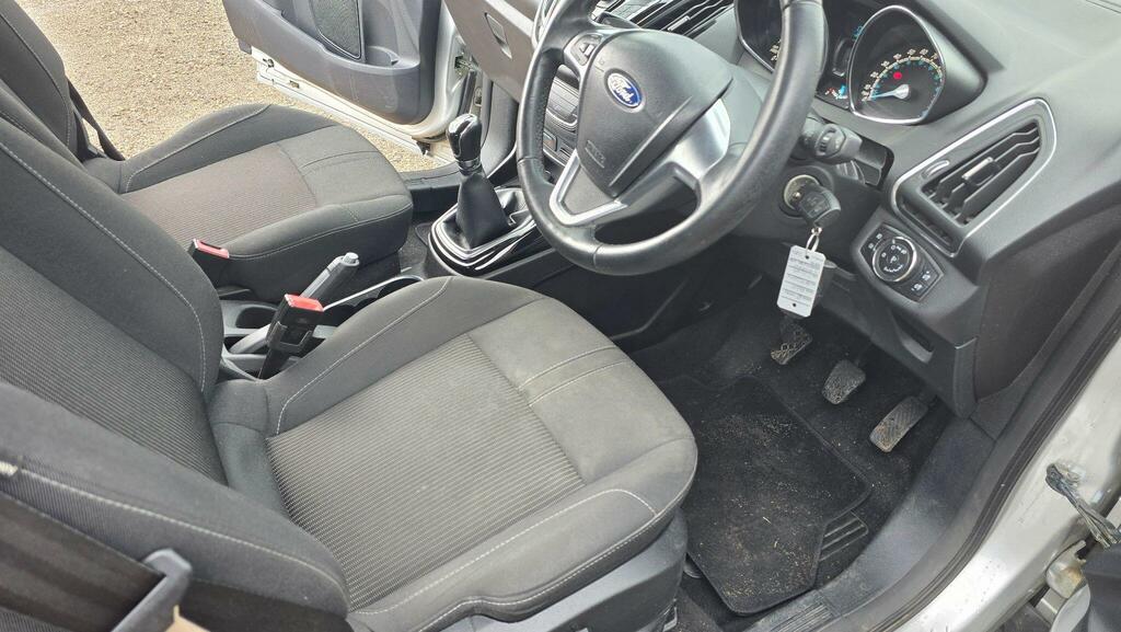 Ford B-Max 1.6 Titanium Powershift Silver #15