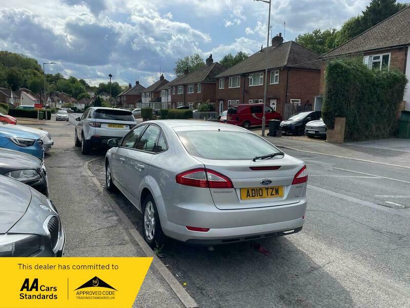 Ford Mondeo 2.0 Tdci Zetec Powershift Silver #2