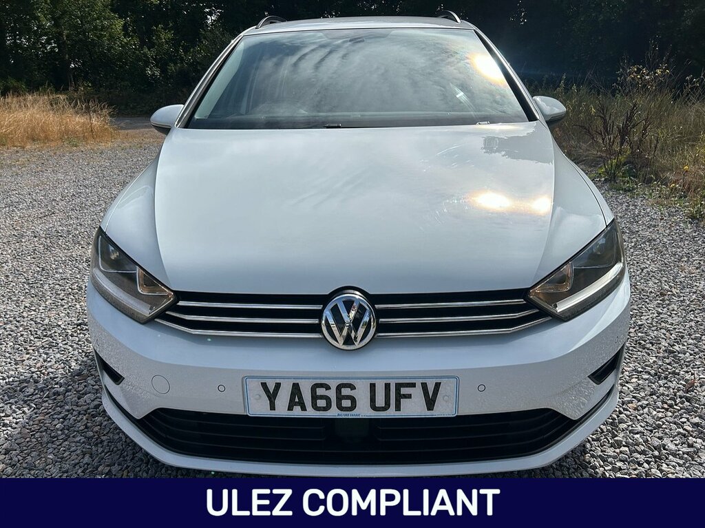Volkswagen Golf SV Tsi Bluemotion Tech Se White #2