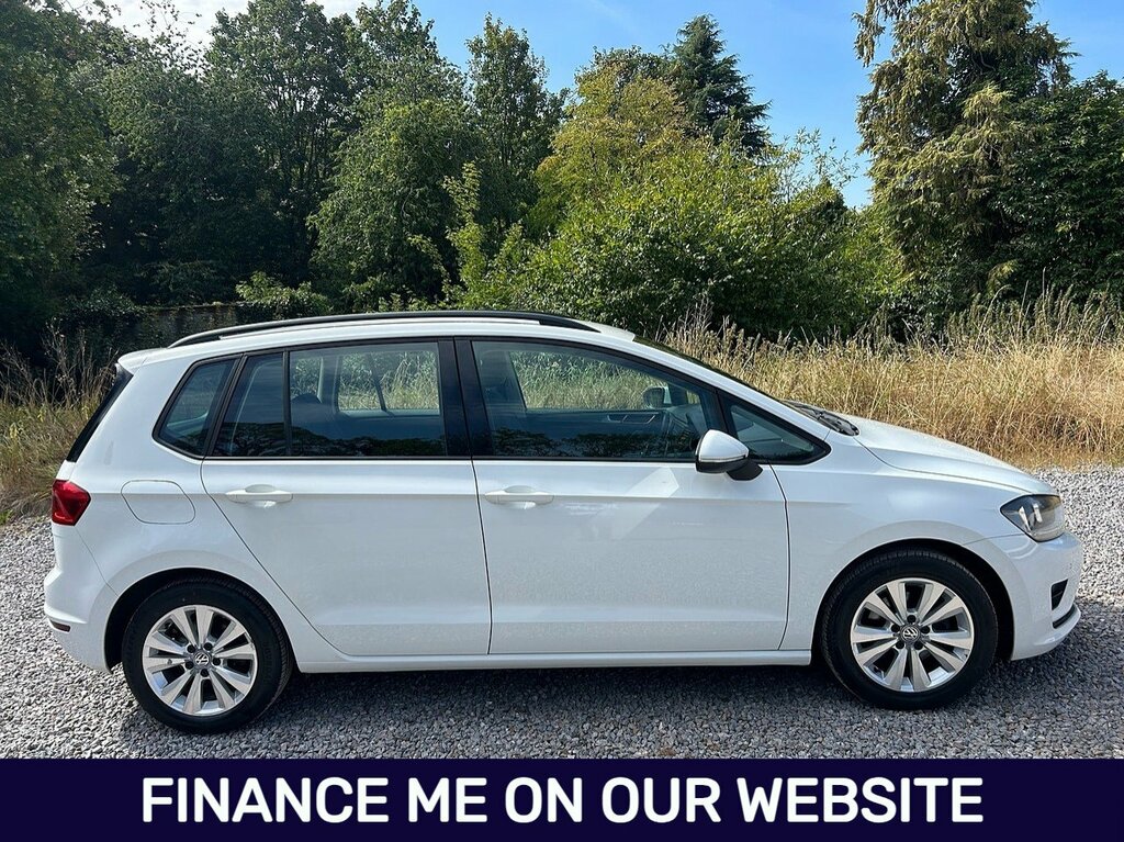 Volkswagen Golf SV Tsi Bluemotion Tech Se White #5