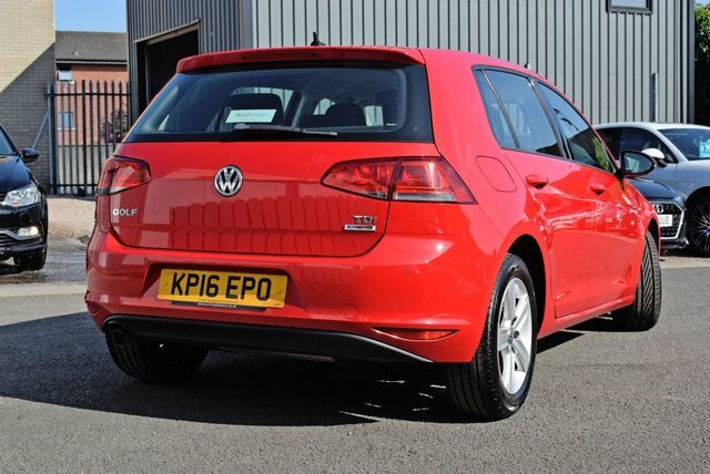 Volkswagen Golf 1.6 Tdi Bluemotion Tech Match Hatchback KP16EPO Red #5