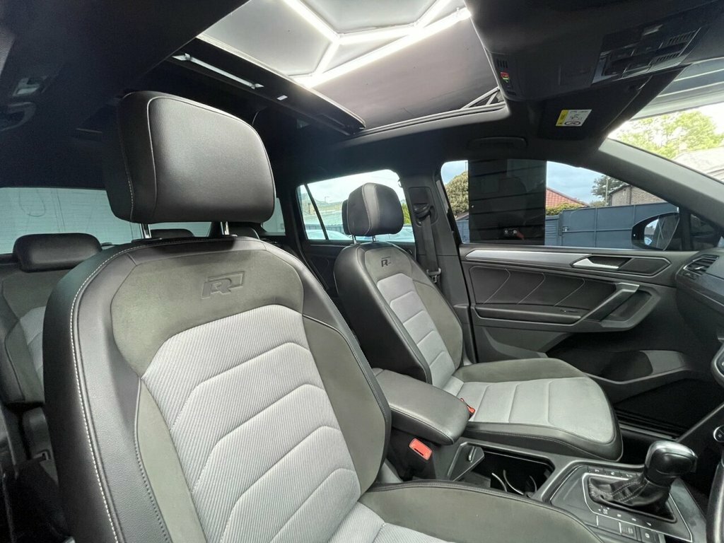 Volkswagen Tiguan 2L R-line Tech DG70ZZF Black #4