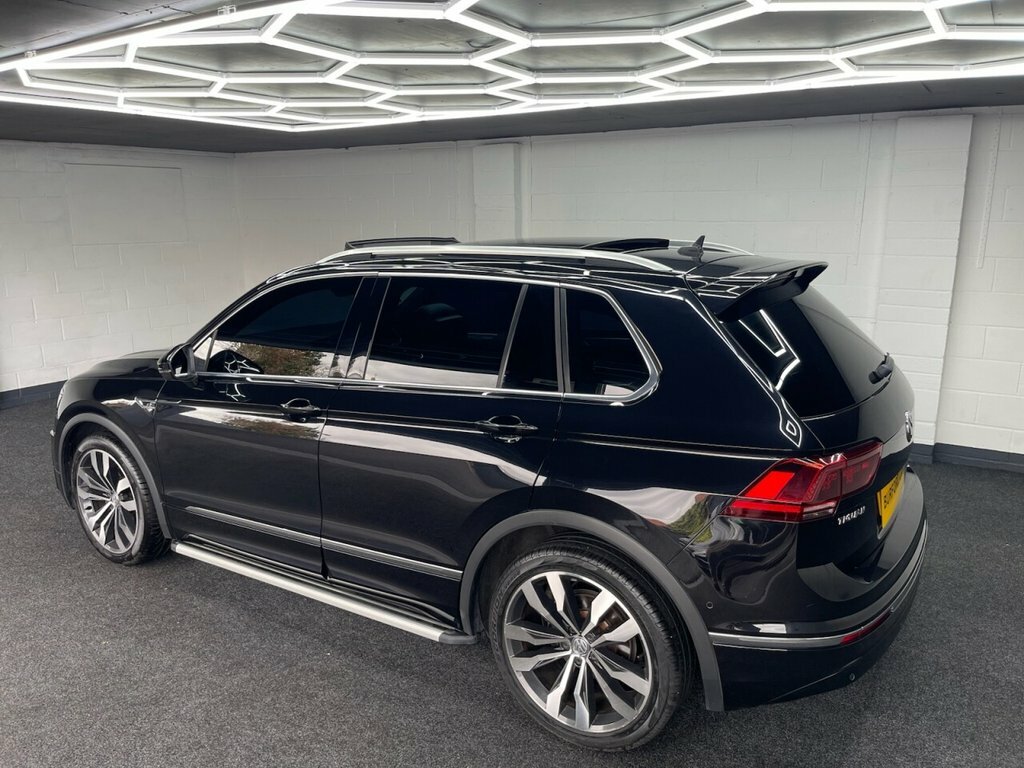 Volkswagen Tiguan 2L R-line Tech DG70ZZF Black #5