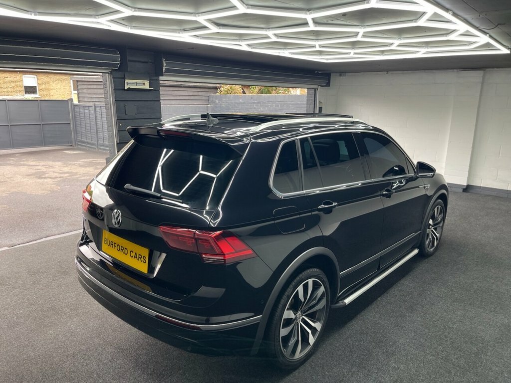 Volkswagen Tiguan 2L R-line Tech DG70ZZF Black #6