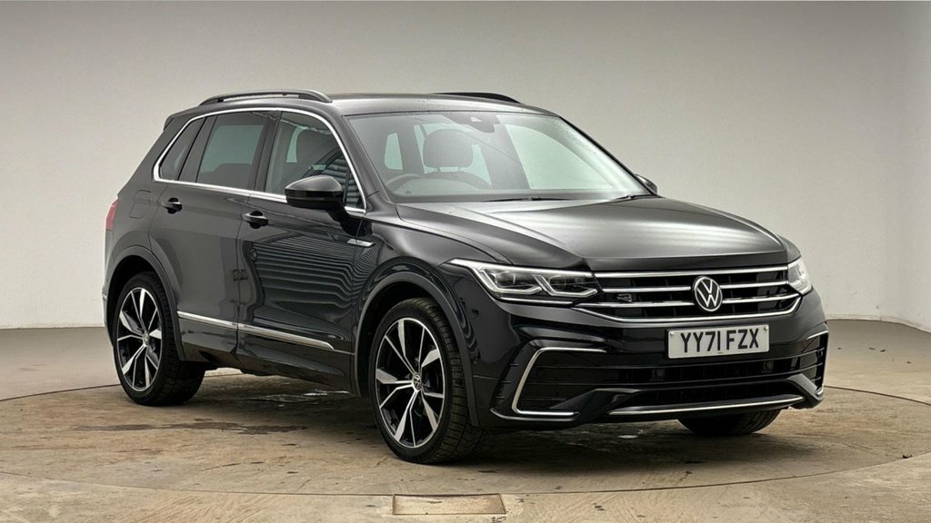 Volkswagen Tiguan 2L R-line Black