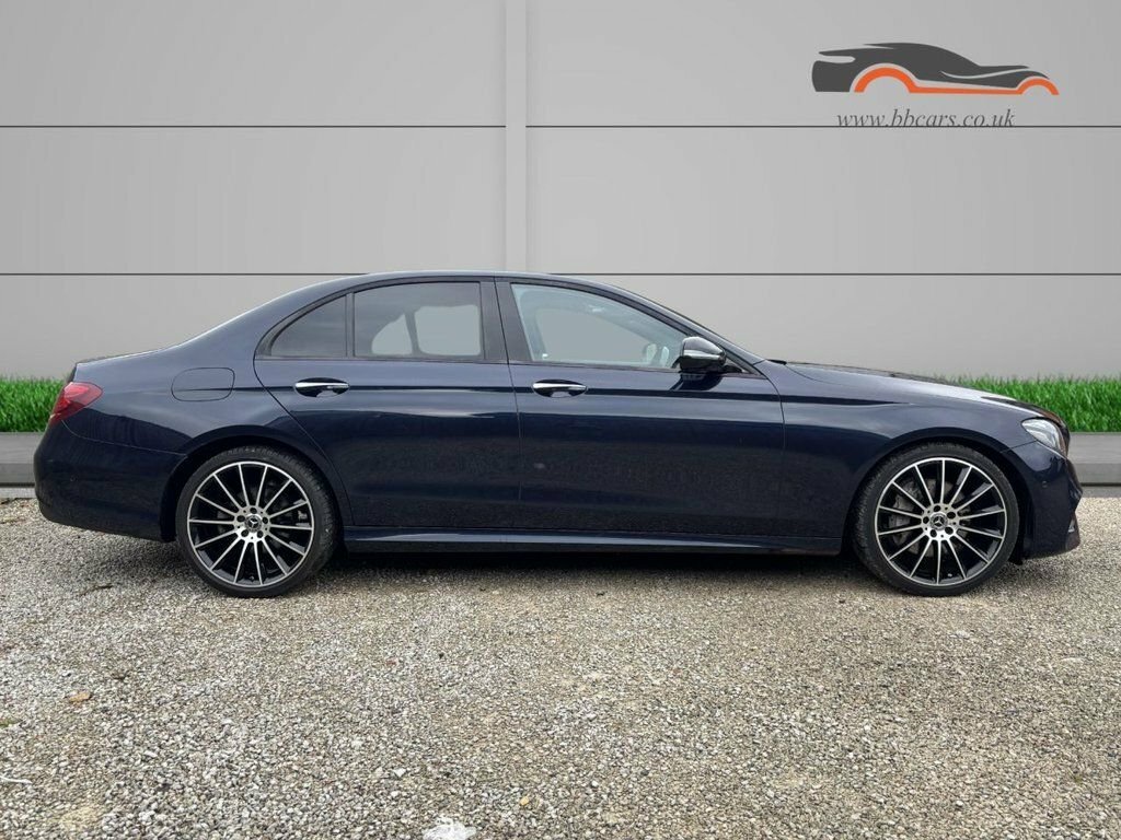 Mercedes-Benz E Class 2L Amg Line Night Edition Blue #5