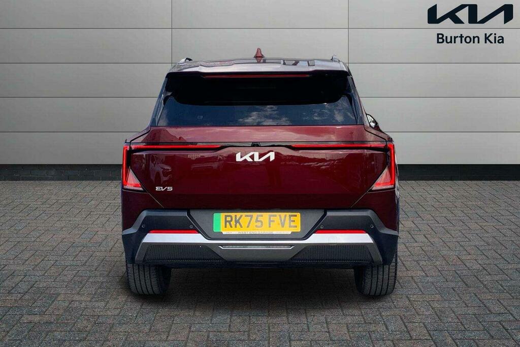 Kia EV5 81.4Kwh Air Suv 214 Bhp Red #4