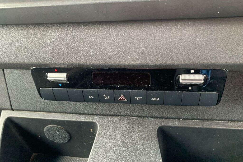 Mercedes-Benz eSprinter Esprinter Progressive Panel Van Grey #12