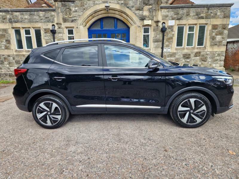 MG ZS 130Kw Trophy Ev 51Kwh Black #2