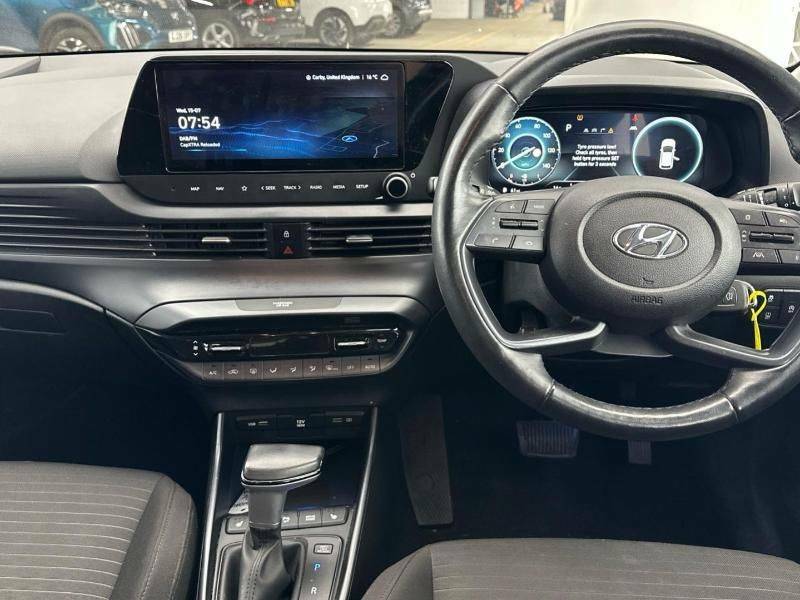 Hyundai I20 1.0T Gdi 48V Mhd Premium Dct White #4