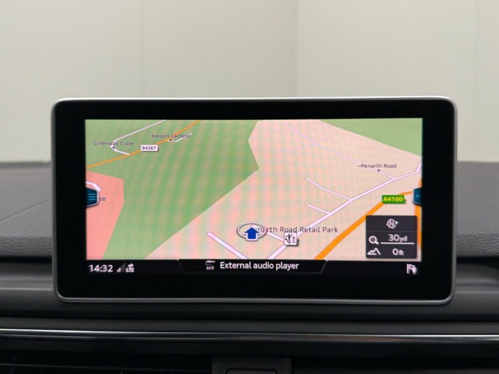 Audi S5 Hatchback LR67UPZ Black #3