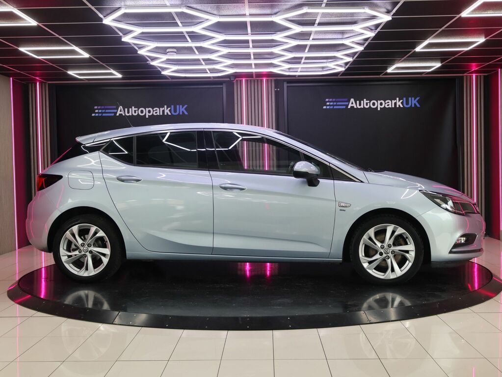 Vauxhall Astra 2018 1.6 Cdti Blueinjection Sri Hatchback Dies BV68GYN Silver #2