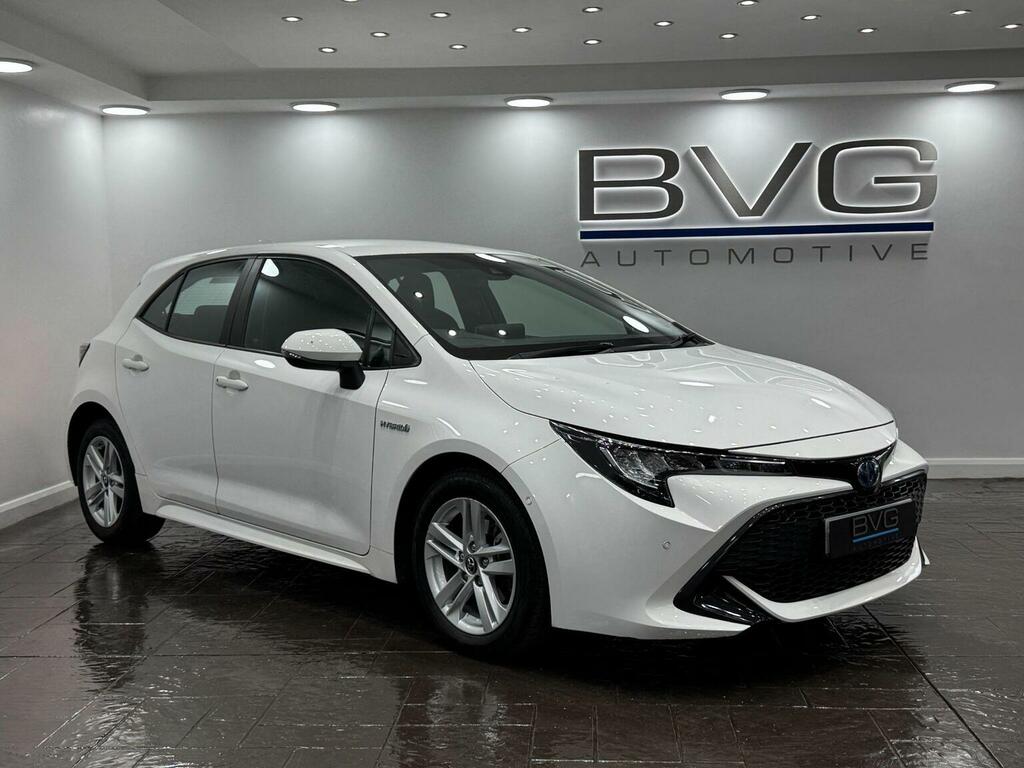 Toyota Corolla Hatchback 1.8 Vvt-h Icon Tech Cvt Euro 6 Ss White