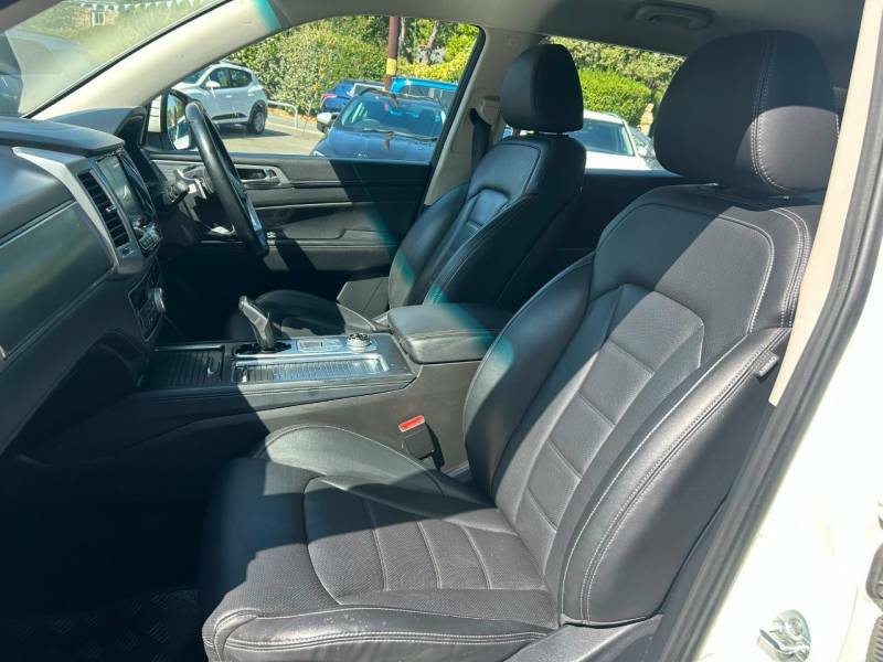 SsangYong Rexton Ultimate Grey #15