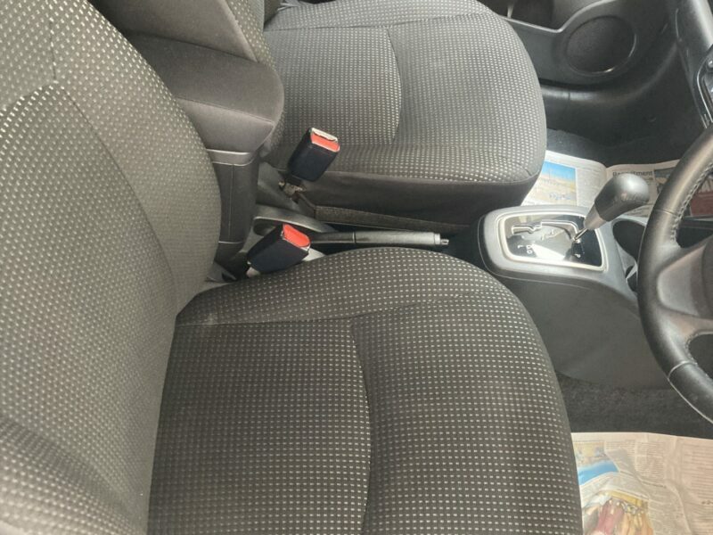 Mitsubishi Mirage Hatchback White #4