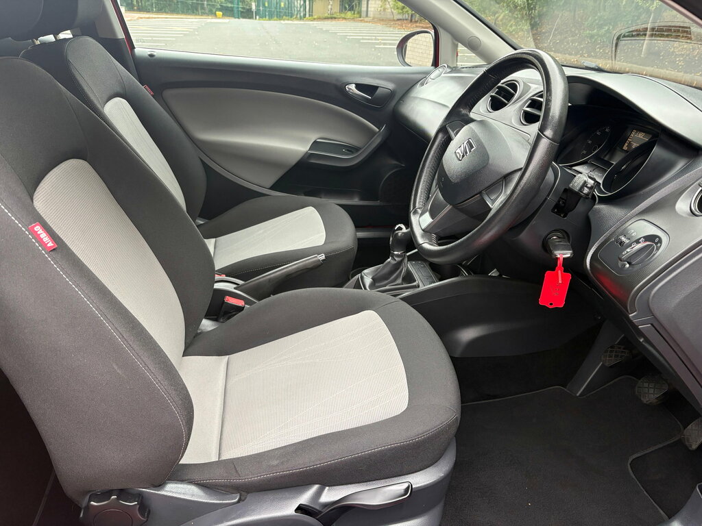 Seat Ibiza Tsi Fr Black White #10