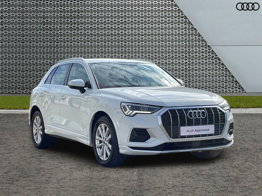 Audi Q3 Sport 35 Tfsi 150 Ps 6-Speed White