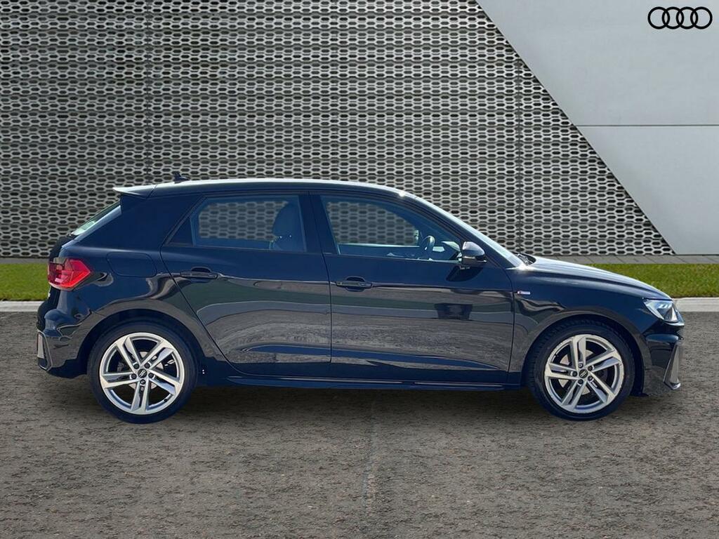 Audi A1 S Line 30 Tfsi 110 Ps S Tronic BW23HPX Black #4