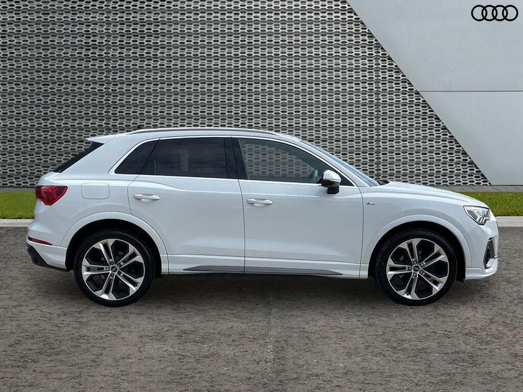 Audi Q3 S Line 35 Tfsi 150 Ps 6-Speed GV72KFU White #4