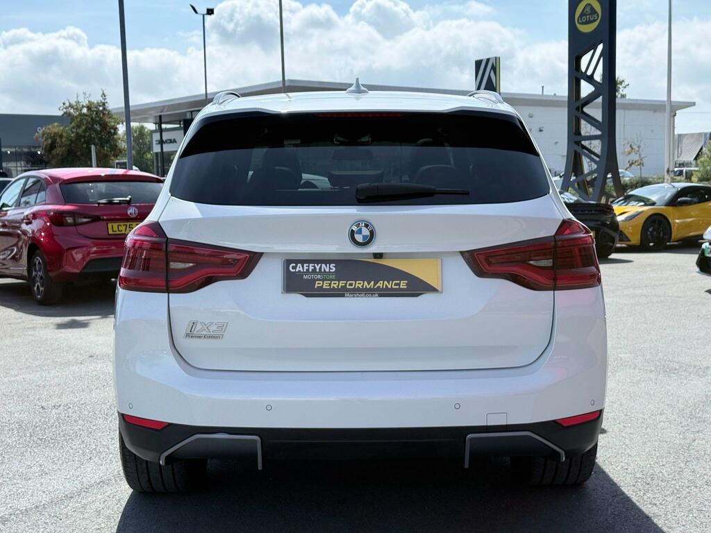 BMW iX3 80Kwh Premier Edition Pro White #4