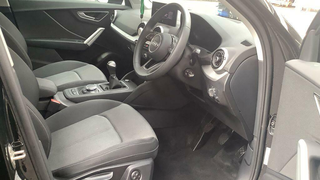 Audi Q2 Sport 30 Tfsi 110 Ps 6-Speed Black #5