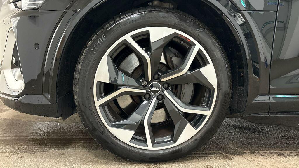 Audi E-tron 37000 Kw Black #4
