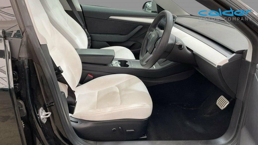 Tesla Model 3 Dual Motor Performance Saloon LE21BNU Black #3