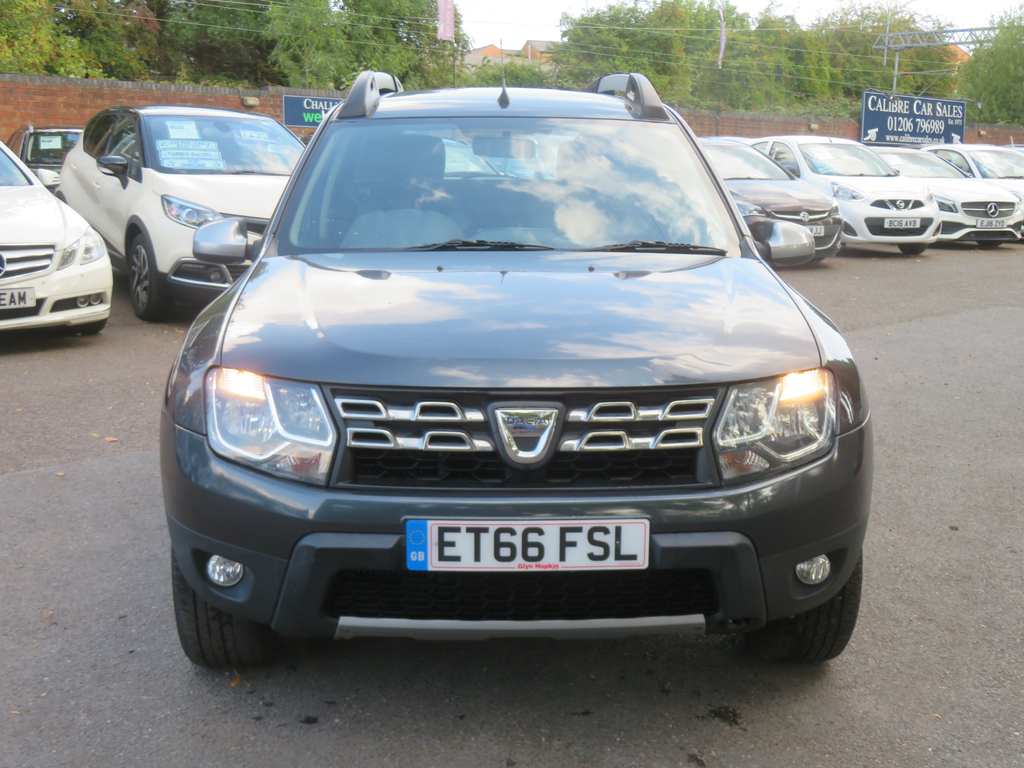 Dacia Duster 1.5 Prestige Nav Dci ET66FSL #2