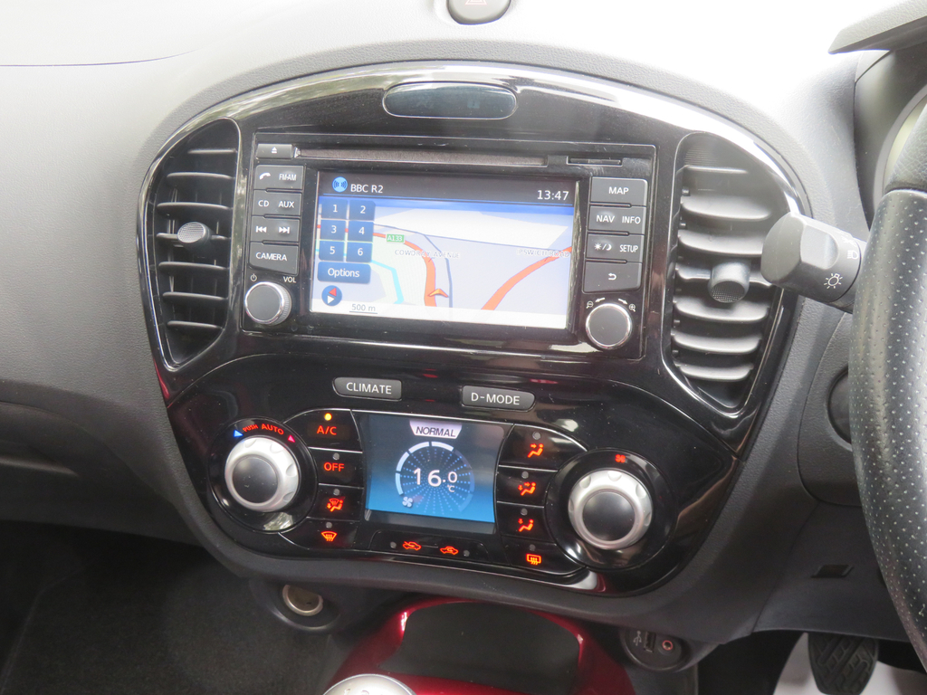 Nissan Juke Hatchback White #15