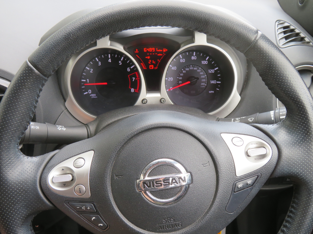Nissan Juke Hatchback White #20