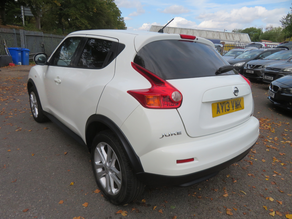 Nissan Juke 1.6 Acenta Premium #6