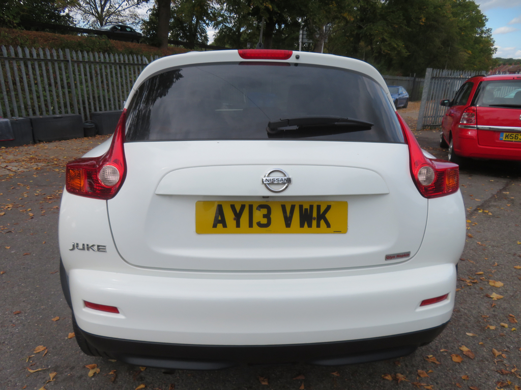 Nissan Juke 1.6 Acenta Premium #5