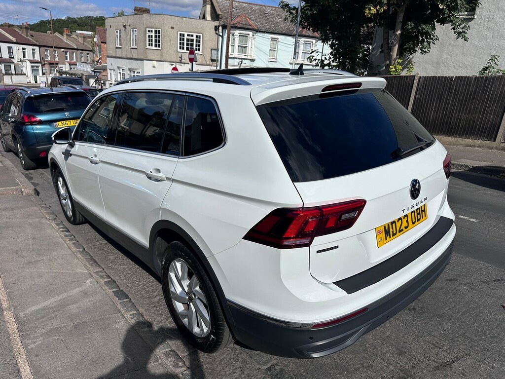 Volkswagen Tiguan Allspace 1.5 Tsi Life Dsg Euro 6 MD23OBH White #5