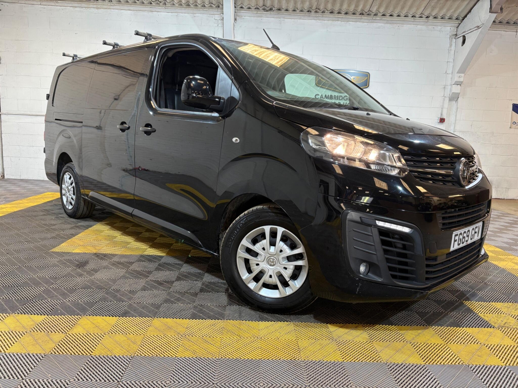 Vauxhall Vivaro 2.0 Turbo D 3100 Sportive L2 H1 Euro 6 Ss