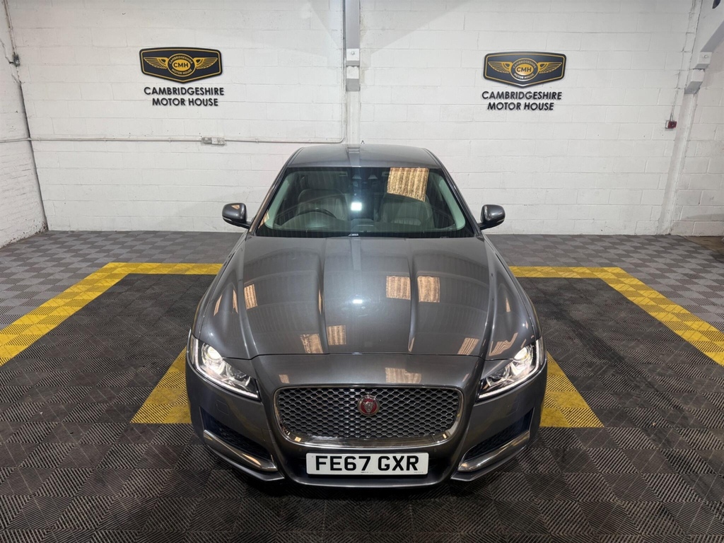 Jaguar XF 2.0D Portfolio Euro 6 Ss  #2
