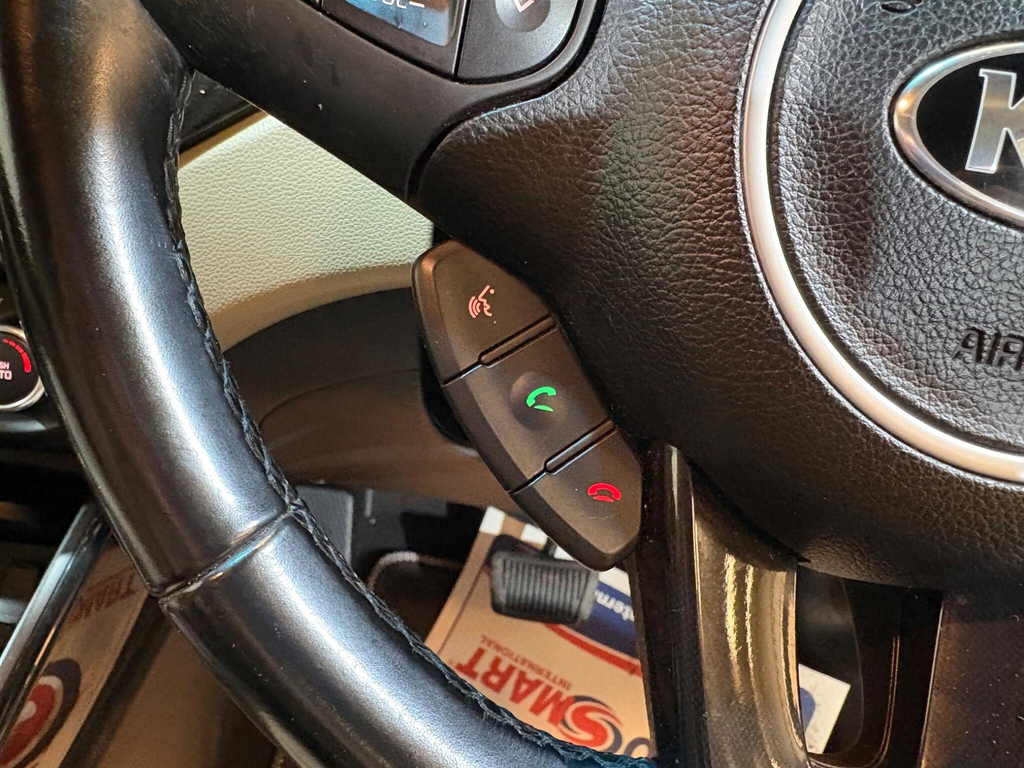 Kia Carens 4 Silver #59