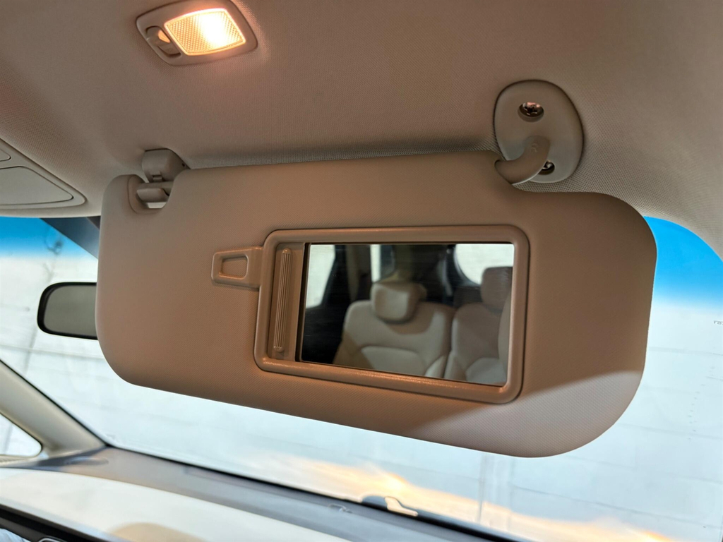 Kia Carens 4 Silver #69