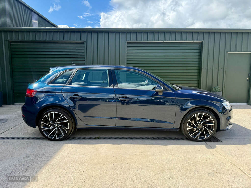 Audi A3 30 Tdi 116 Se Technik RV69VCA Blue #6