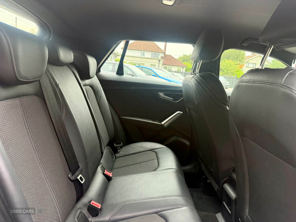 Audi Q2 Sport Grey #11